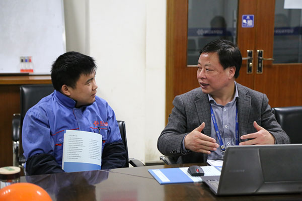 譚總解答華友員工提出的問題