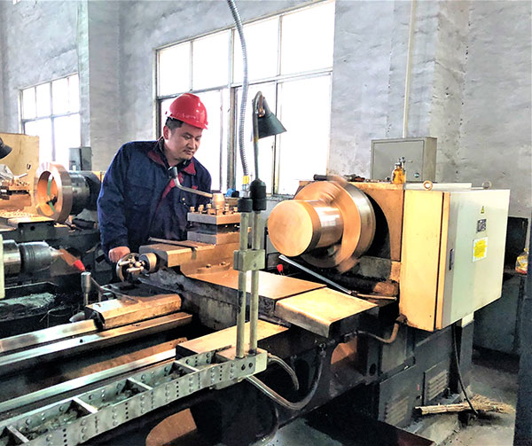 宙斯泵業(yè)車工考試現(xiàn)場(chǎng)